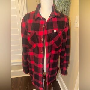 Great Racks & Reels men's size L red black buffalo plaid flannel lined button up